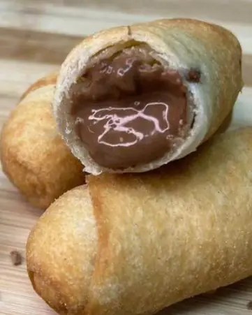 Tequeños de Nutella: seis palitos de masa crujiente rellenos de Nutella